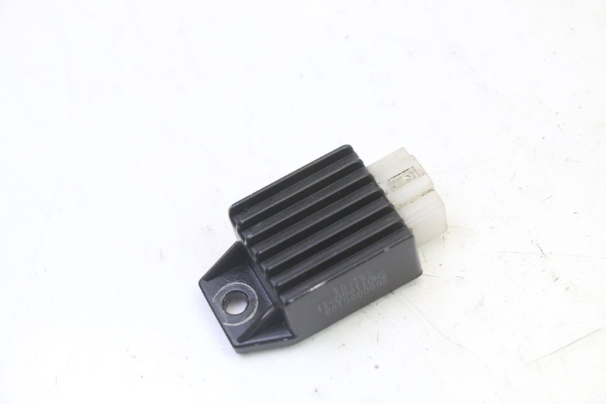 photo de REGULATOR CHARGE PEUGEOT SPEEDAKE 50 (1995 - 1997) - Component detail