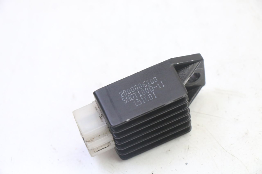 photo de REGULATOR CHARGE PEUGEOT SPEEDAKE 50 (1995 - 1997) - Zoom on usage condition