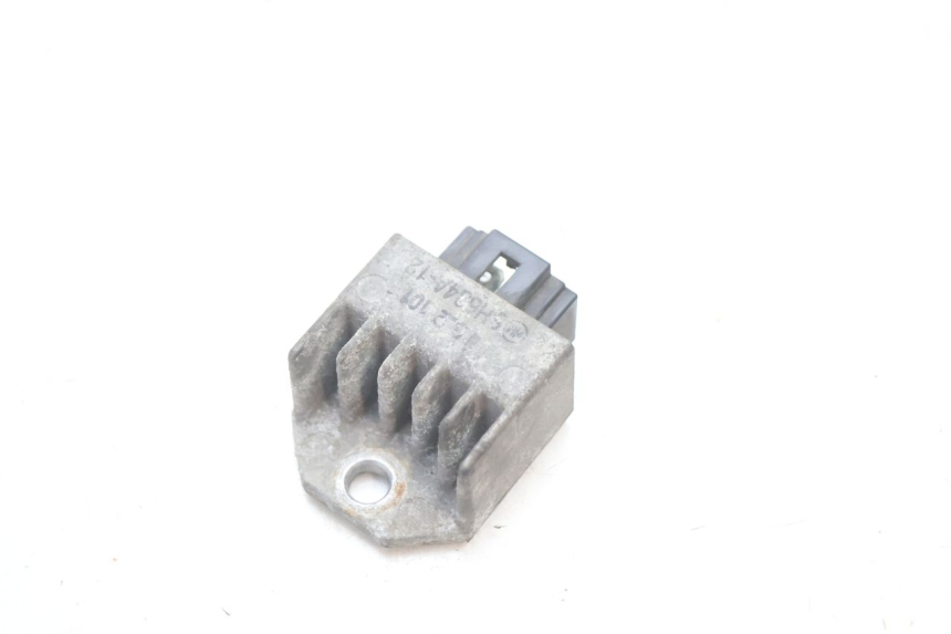 photo de REGULATOR PEUGEOT SPEEDFIGHT 2 AC 50 (2000 - 2009) - Component detail
