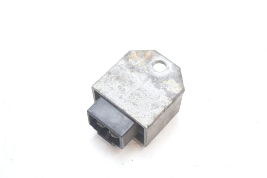 photo de REGULATOR PEUGEOT SPEEDFIGHT 2 AC 50 (2000 - 2009) - Alternative perspective
