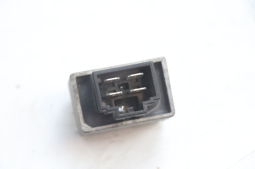 photo de REGULATOR PEUGEOT SPEEDFIGHT 2 AC 50 (2000 - 2009) - Alternative perspective