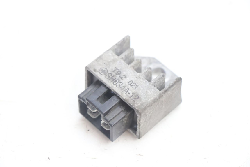 photo de CHARGING REGULATOR PEUGEOT SPEEDFIGHT LC 50 (1996 - 2002) - Main view