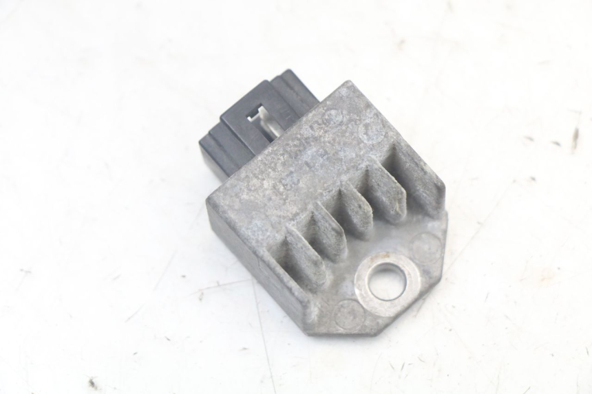 photo de CHARGING REGULATOR PEUGEOT SPEEDFIGHT 100 (1997 - 2007) - Main view