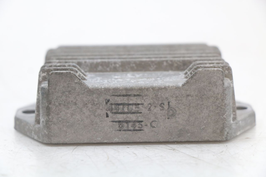 photo de REGULATOR APRILIA SR CARB LC 2T 50 (2004 - 2012) - Alternative perspective