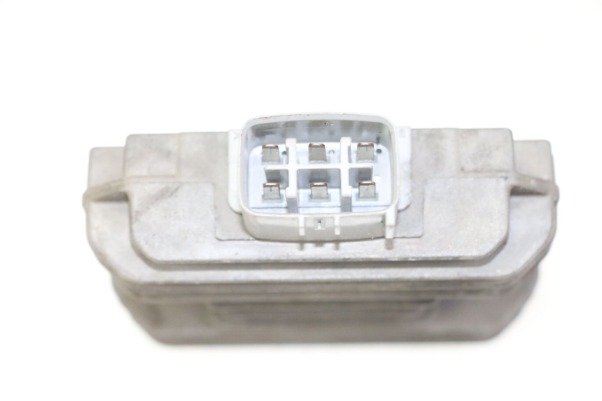 photo de CHARGING REGULATOR SUZUKI BURGMAN 125 (2007 - 2014) - Component detail