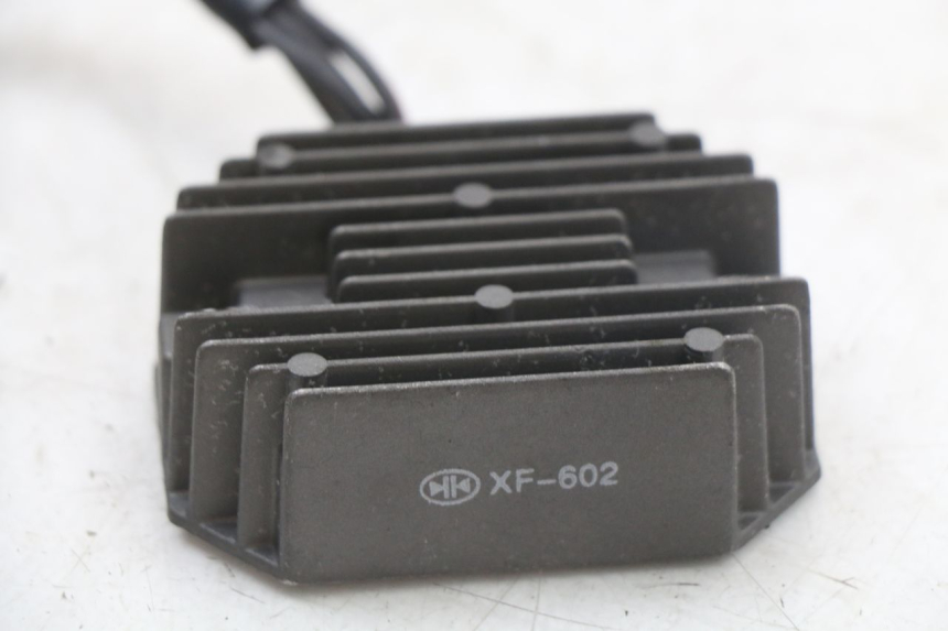 photo de REGULATOR SUZUKI SV S 650 (1999 - 2002) - Zoom on usage condition