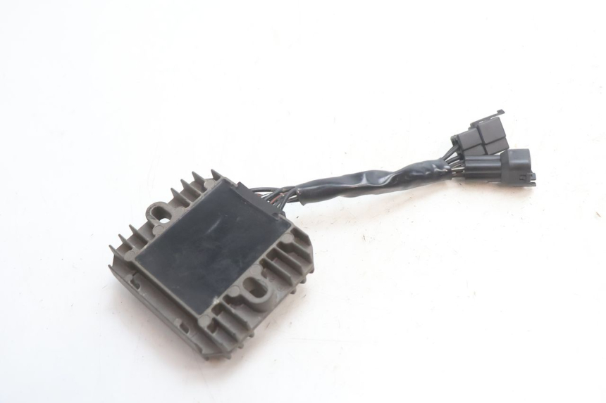 photo de REGULATOR SUZUKI SV S 650 (2003 - 2009) - Technical close-up