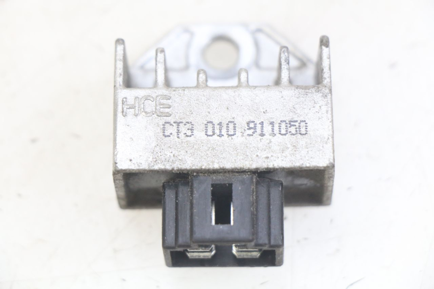 photo de CHARGING REGULATOR SYM SYMPHONY 125 (2009 - 2015) - Component detail