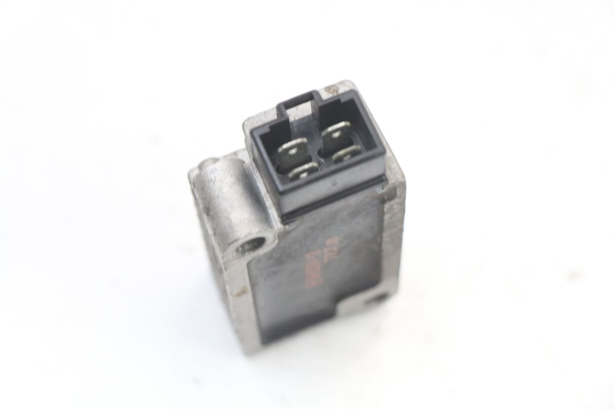 photo de CHARGING REGULATOR YAMAHA TDR DELTABOX 125 (1997 - 2003) - Zoom on usage condition