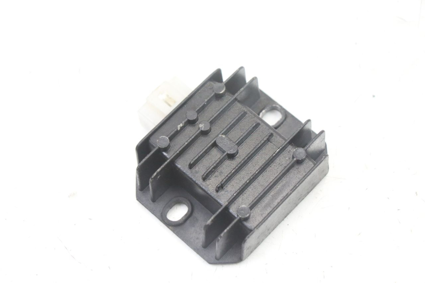 photo de CHARGING REGULATOR TNT MOTOR ROMA 10' 4T 50 (2019 - 2022) - Component detail