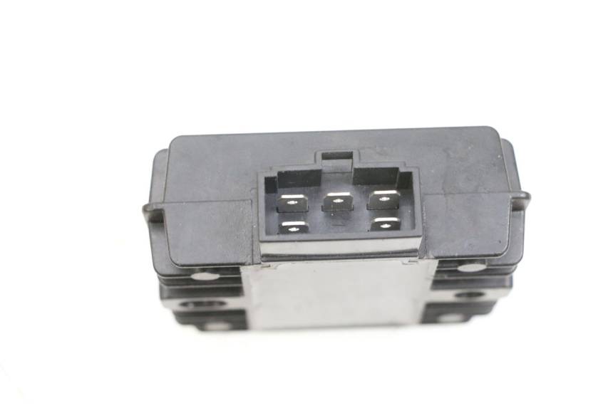 photo de REGULATOR YAMAHA TRICITY 300 (2020 - 2024) - Technical close-up