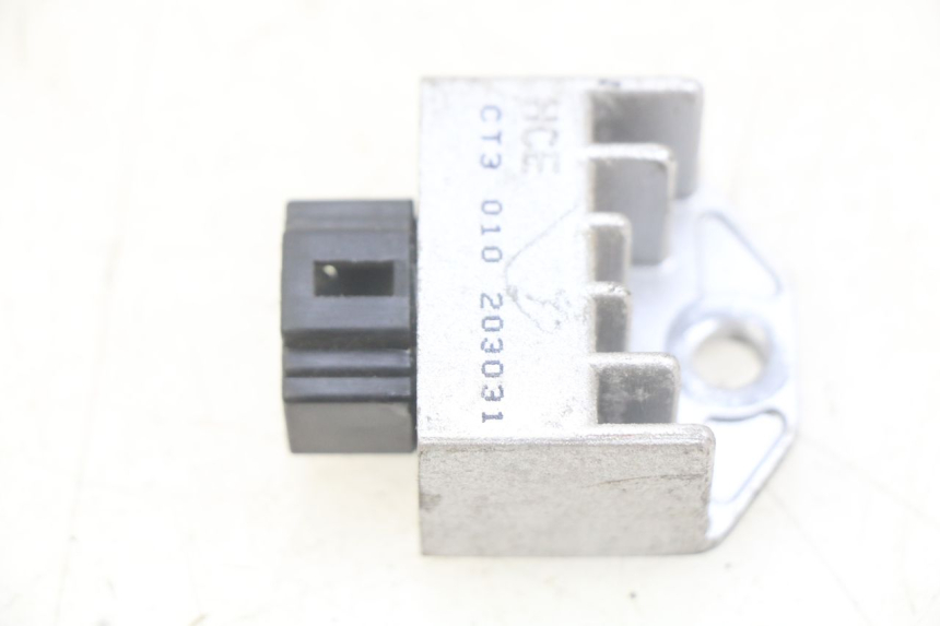 photo de CHARGING REGULATOR PEUGEOT TWEET 4T 50 (2010 - 2014) - Main view