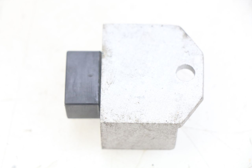 photo de CHARGING REGULATOR PEUGEOT TWEET 4T 50 (2010 - 2014) - Component detail