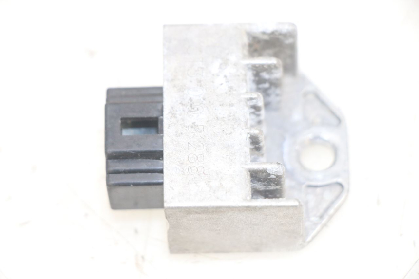 photo de CHARGING REGULATOR PEUGEOT TWEET 4T 50 (2014 - 2019) - Main view