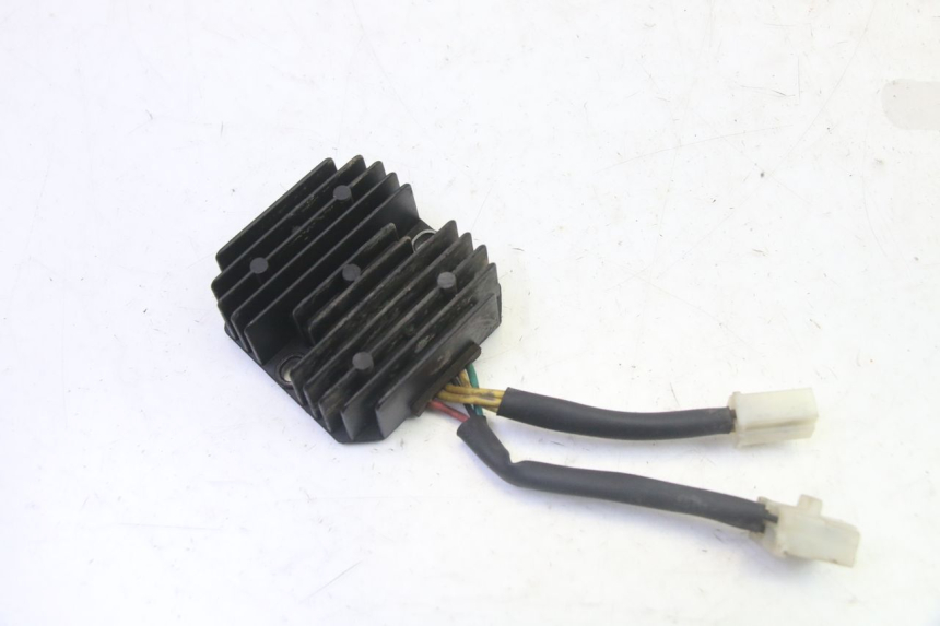 photo de REGULATOR PEUGEOT TWEET PRO CARGO 50 (2018 - 2022) - Component detail