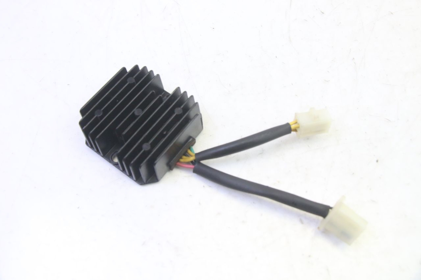 photo de REGULATOR PEUGEOT TWEET PRO EFI 4T 50 (2021 - 2022) - Component detail