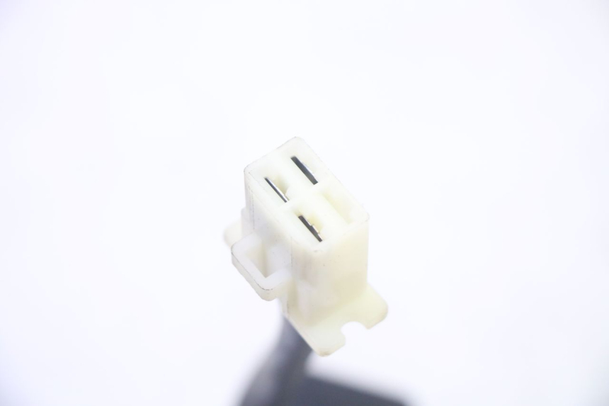 photo de REGULATOR PEUGEOT TWEET PRO EFI 4T 50 (2021 - 2022) - Alternative perspective