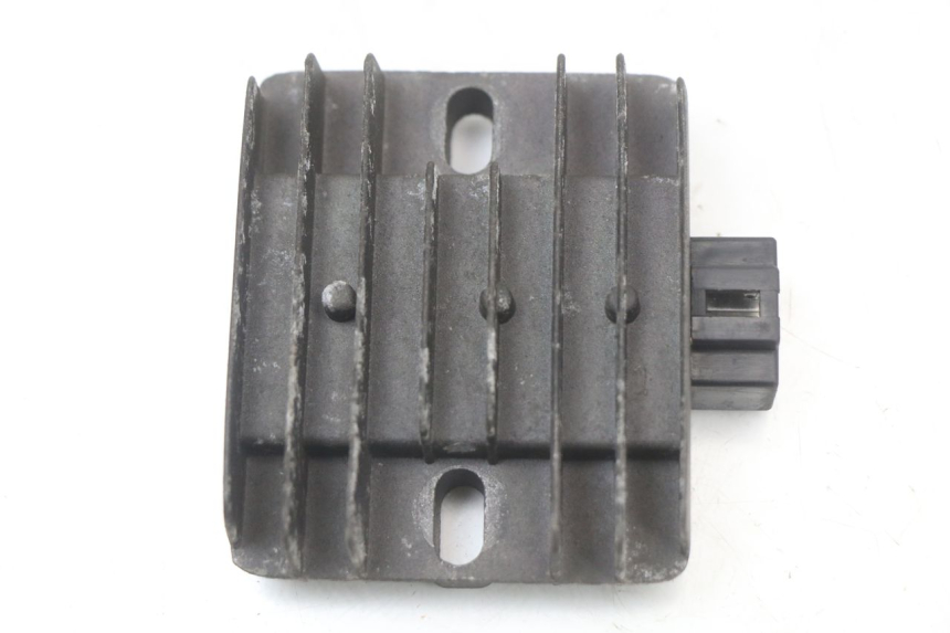 photo de CHARGING REGULATOR KEEWAY TX 50 (2008 - 2015) - Zoom on usage condition