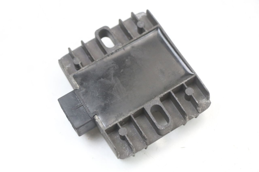 photo de CHARGING REGULATOR KEEWAY TX 50 (2008 - 2015) - Alternative perspective