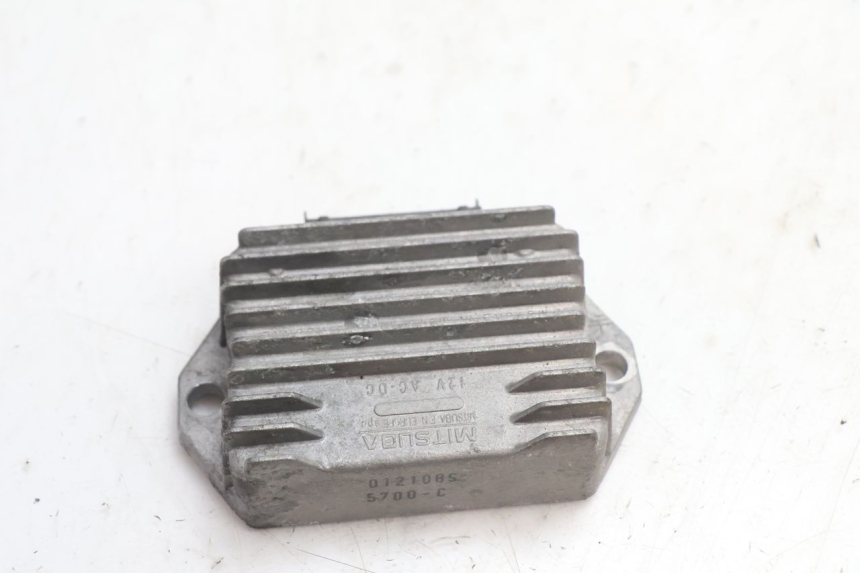 photo de REGULATOR PIAGGIO TYPHOON 50 (2000 - 2009) - Component detail