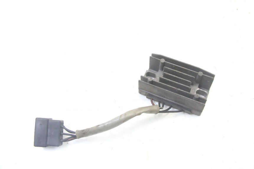 photo de CHARGING REGULATOR SUZUKI UH BURGMAN 125 (2002 - 2006) - Zoom on usage condition