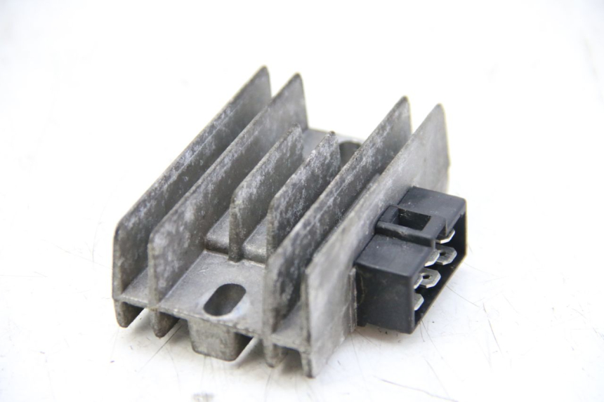 photo de CHARGING REGULATOR PIAGGIO VESPA GRANTURISMO 125 (2003 - 2007) - Main view