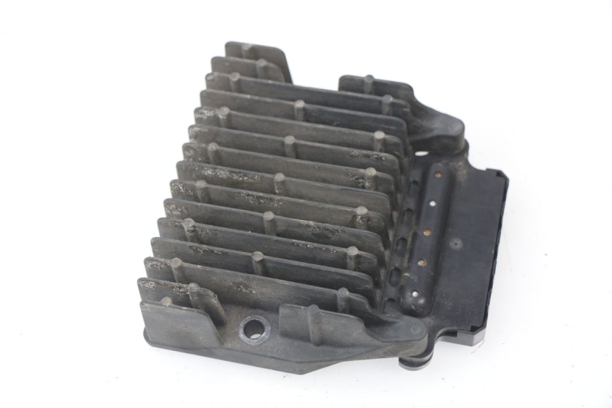 photo de REGULATOR HONDA VFR F 1200 (2010 - 2015) - Zoom on usage condition