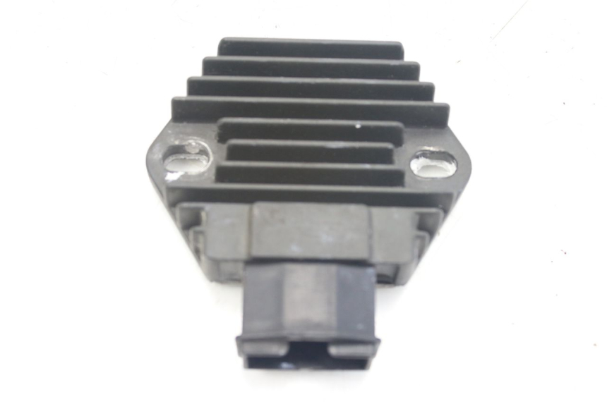 photo de CHARGING REGULATOR HONDA VFR FI RC46 800 (1998 - 2001) - Main view