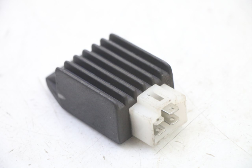 photo de CHARGING REGULATOR PEUGEOT VIVACITY NEW 2T 50 (2008 - 2017) - Component detail