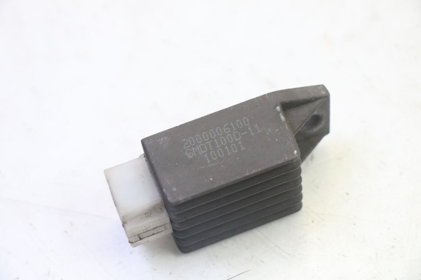 photo de CHARGING REGULATOR PEUGEOT VIVACITY NEW 2T 50 (2008 - 2017) - Technical close-up