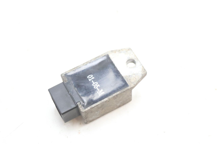 photo de CHARGING REGULATOR PEUGEOT VIVACITY 50 (1998 - 2003) - Alternative perspective