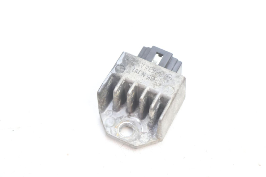 photo de CHARGING REGULATOR PEUGEOT VIVACITY 50 (2004 - 2009) - Component detail