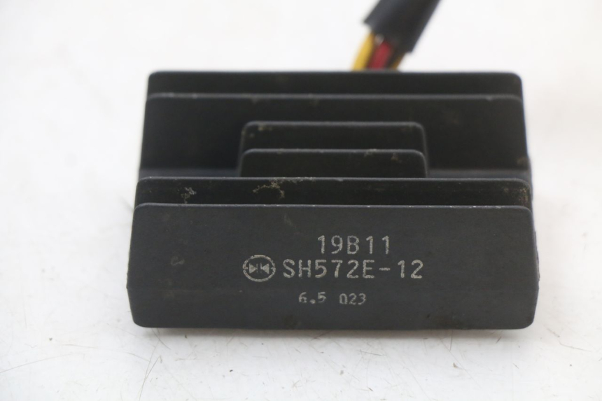 photo de CHARGING REGULATOR SUZUKI VL INTRUDER 125 (2004 - 2007) - Zoom on usage condition