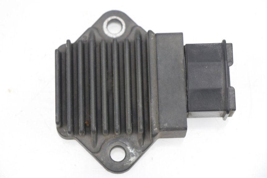 photo de REGULATOR HONDA VTR F FIRESTORM 1000 (1997 - 2001) - Main view
