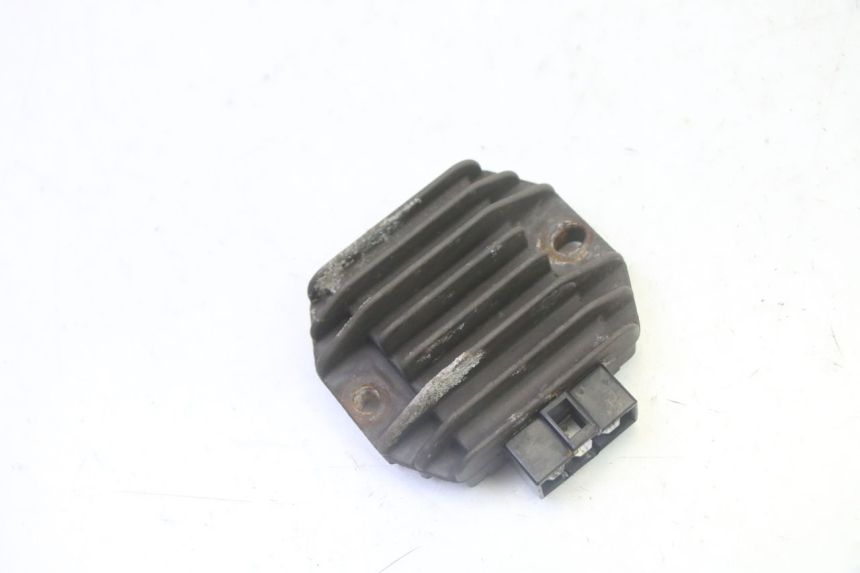 photo de CHARGING REGULATOR YAMAHA X-MAX XMAX 125 (2010 - 2013) - Main view