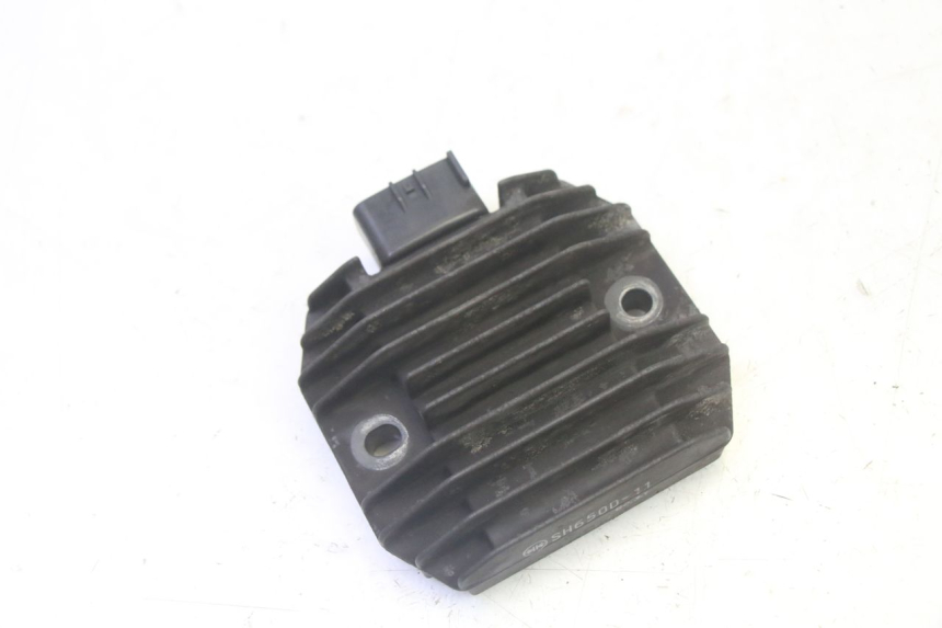 photo de CHARGING REGULATOR YAMAHA X-MAX XMAX 250 (2006 - 2009) - Component detail