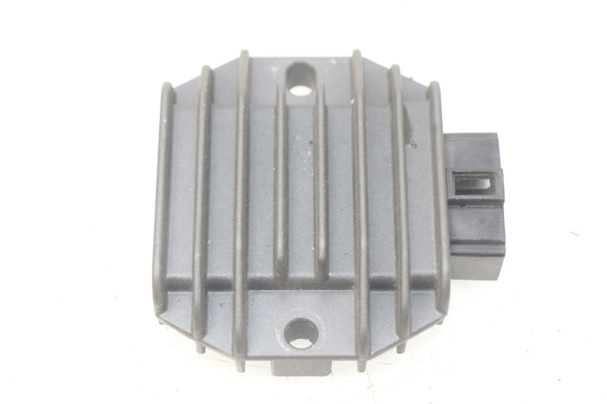 photo de CHARGING REGULATOR PIAGGIO X7 125 (2007 - 2013) - Main view