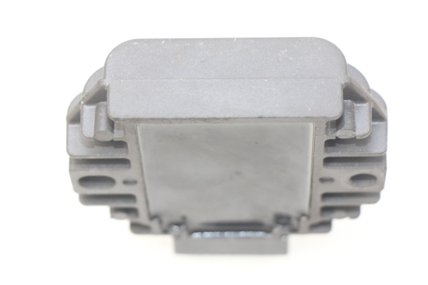 photo de CHARGING REGULATOR PIAGGIO X7 125 (2007 - 2013) - Component detail