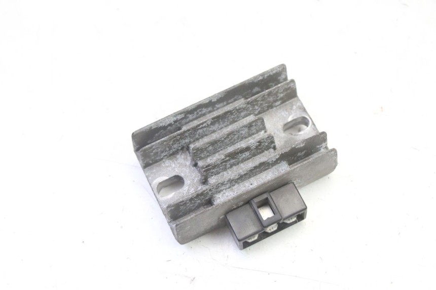 photo de CHARGING REGULATOR PIAGGIO X9 EVOLUTION 125 (2003 - 2007) - Main view