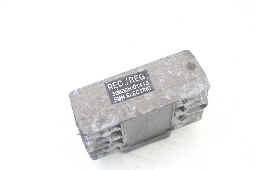 photo de CHARGING REGULATOR PIAGGIO X9 EVOLUTION 125 (2003 - 2007) - Alternative perspective