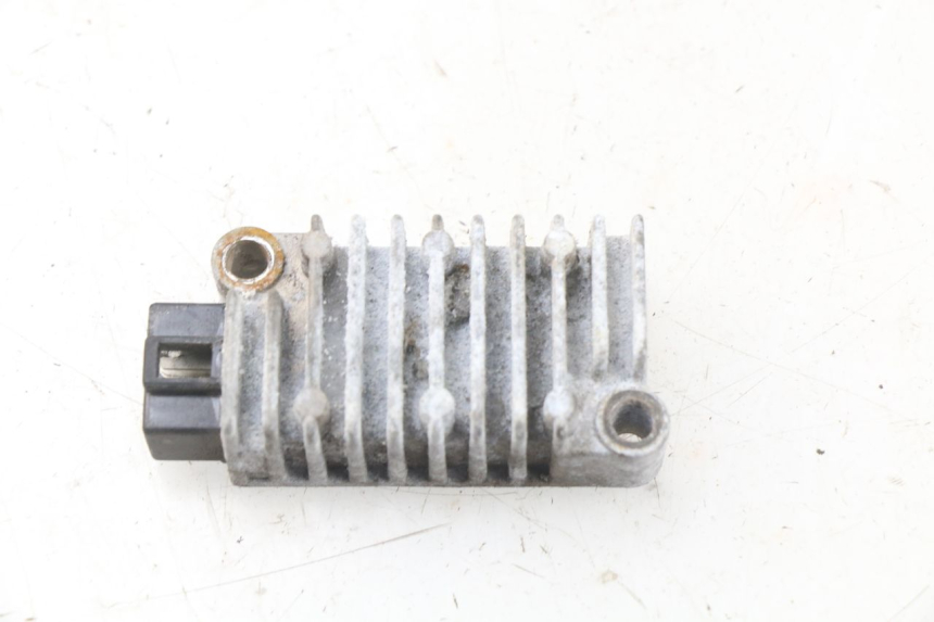 photo de CHARGING REGULATOR YAMAHA XJN XJ N DIVERSION 600 (1994 - 1997) - Zoom on usage condition