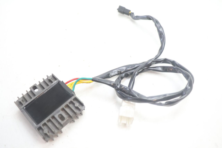 photo de REGULATOR HONDA XLV VARADERO 125 (2007 - 2012) - Zoom on usage condition
