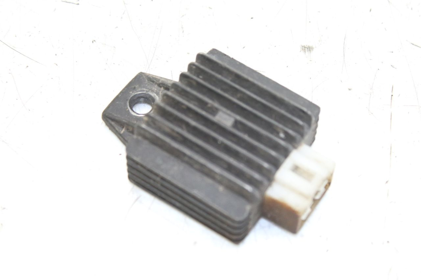 photo de CHARGING REGULATOR ZHEJIANG XMOTOS XB-81 50 - Zoom on usage condition