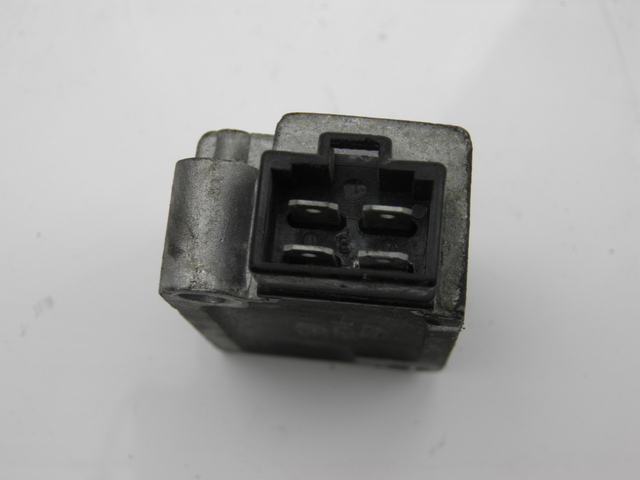 photo de REGULATOR YAMAHA TDR 125 (1997 - 1996) - Zoom on usage condition