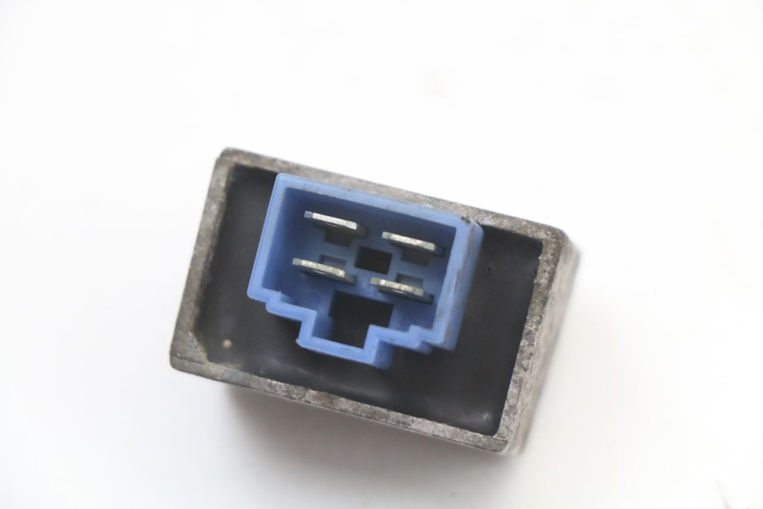 photo de REGULATOR YAMAHA YN NEO'S 50 (1997 - 2004) - Alternative perspective