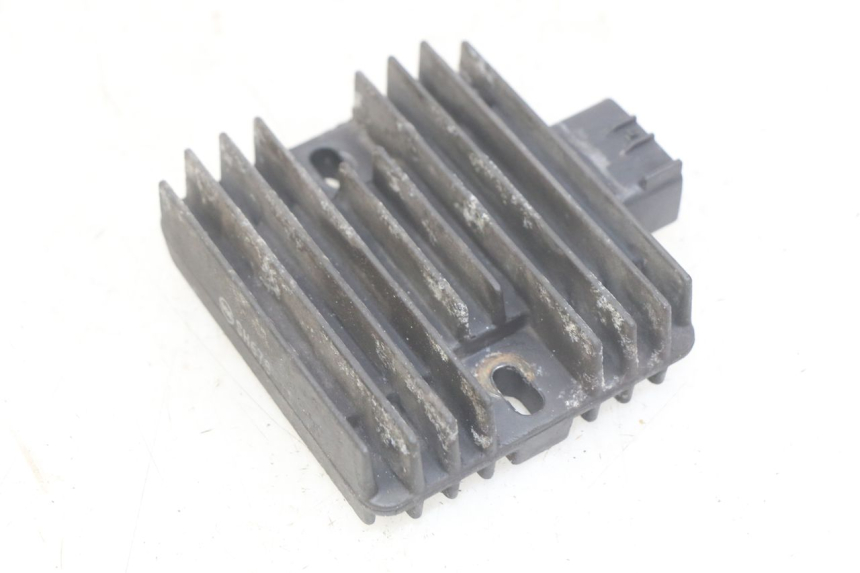 photo de CHARGING REGULATOR YAMAHA YP MAJESTY 400 (2004 - 2008) - Main view