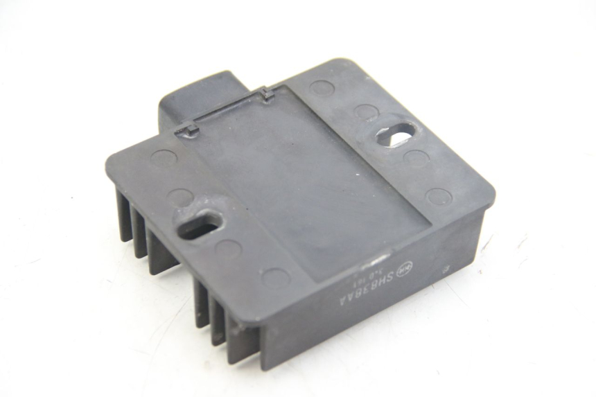 photo de CHARGING REGULATOR KAWASAKI Z ABS 1000 (2014 - 2020) - Zoom on usage condition