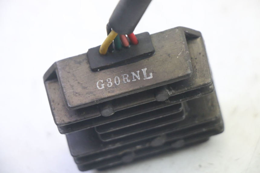 photo de REGULATOR KYMCO ZING 125 (1997 - 2003) - Alternative perspective