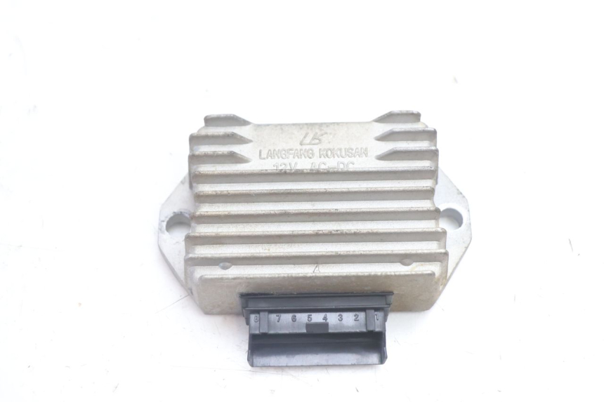 photo de CHARGING REGULATOR PIAGGIO ZIP 2T 50 (2009 - 2019) - Main view