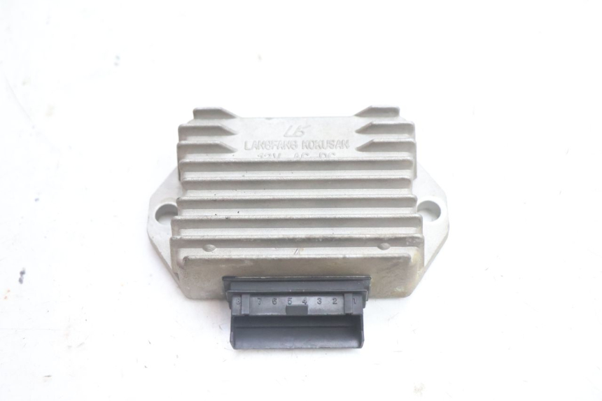 photo de CHARGING REGULATOR PIAGGIO ZIP 2T 50 (2009 - 2019) - Main view
